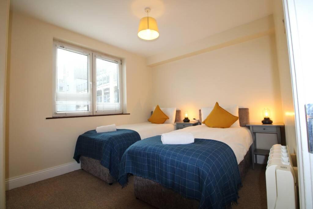 Large 3 Bed, Galway City Centre Appartement Buitenkant foto